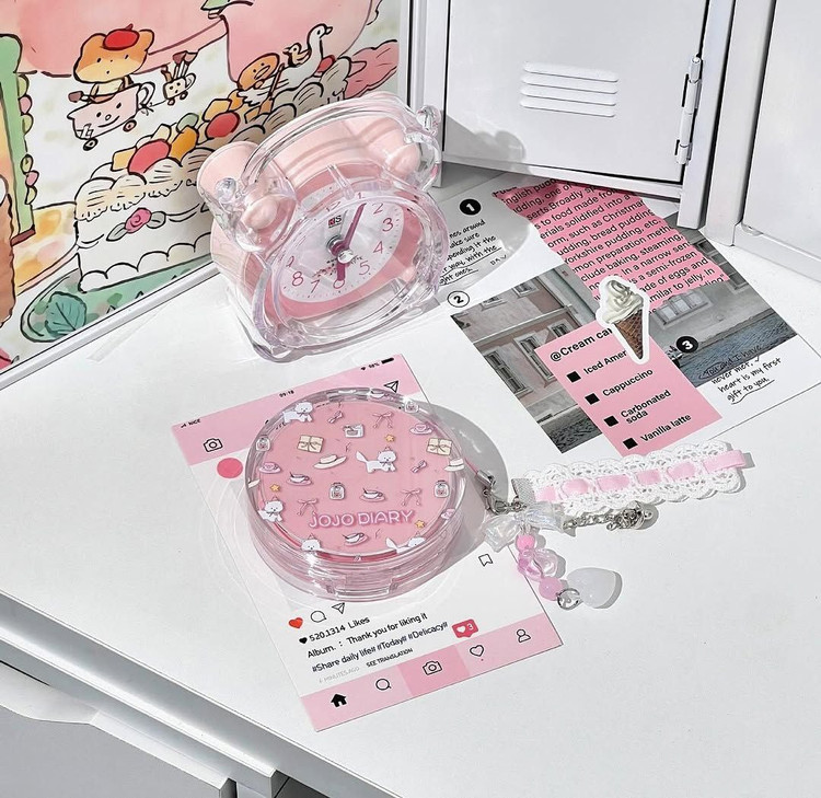 کوشن آویزدار پینترستی jojo diary