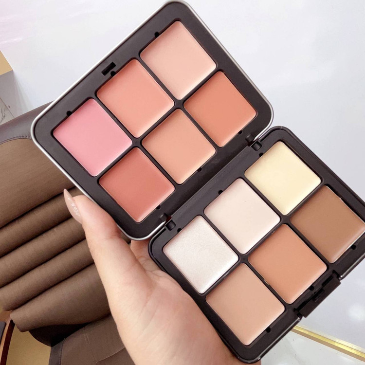 پالت حرفه ای کرمی آرایشی