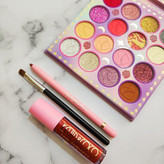 ست آرایشی 4 تکه کوین کوکو (سایه چشم رژلب مداد لب براش) kevin&coco