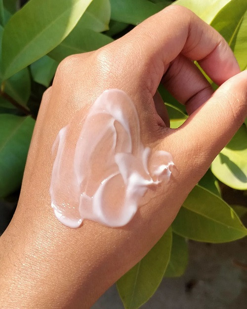 کرم آبرسان و مرطوب کننده سیمپل