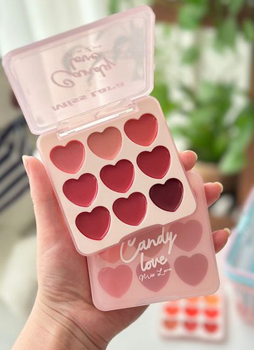 پالت رژ جامد خیس آبنباتی قلبی میس لارا