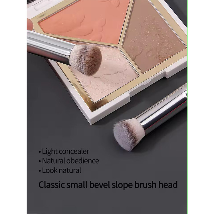 براش کانسیلر حرفه ای